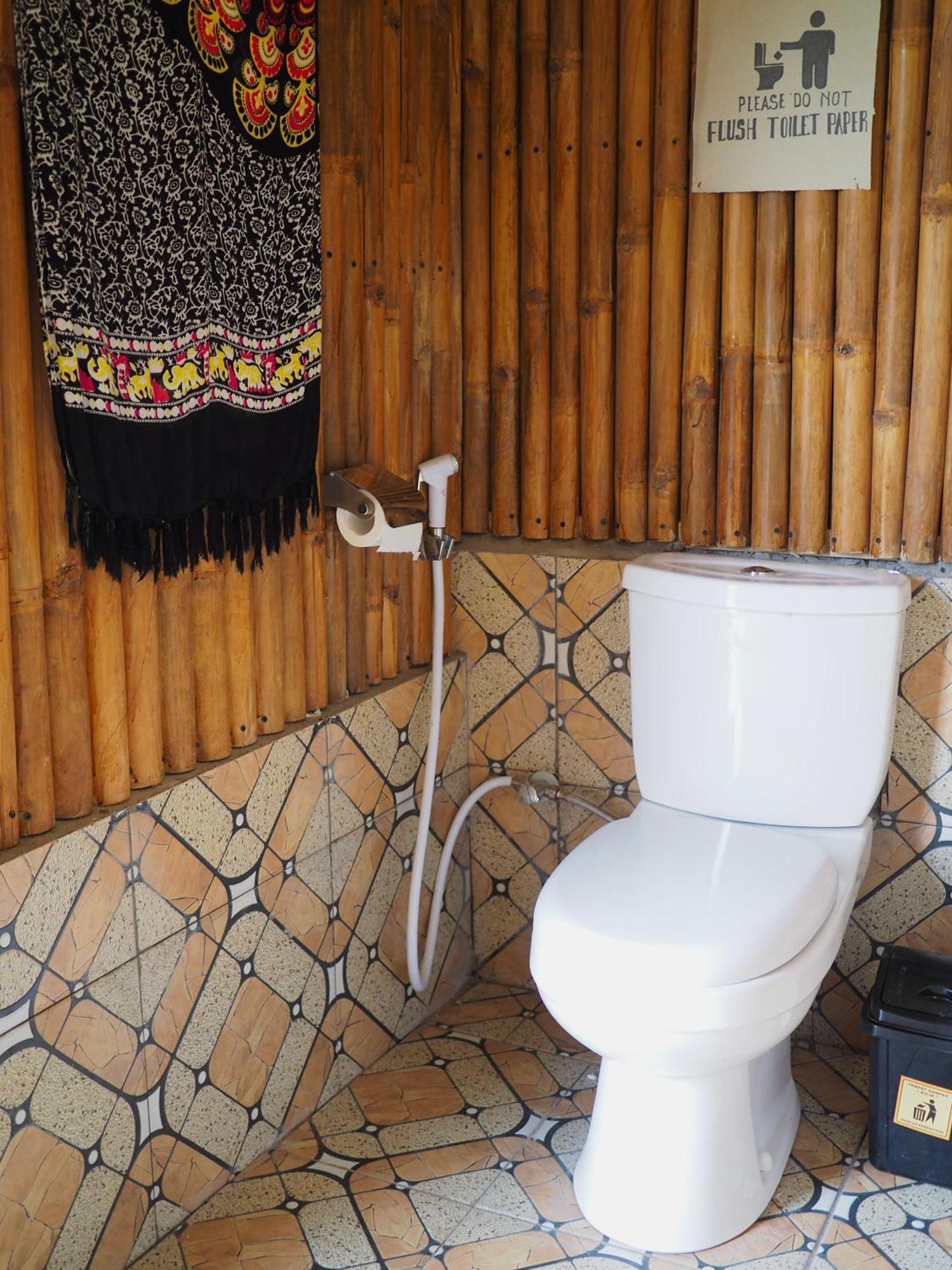 Tetebatu Hostel ภายนอก รูปภาพ